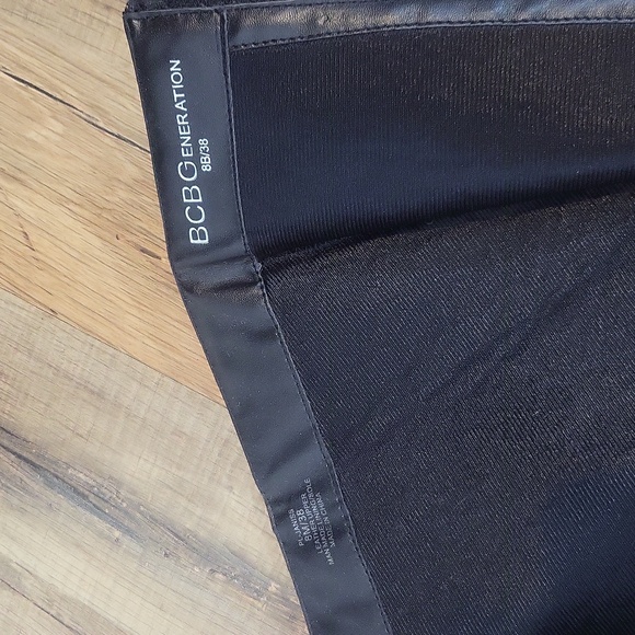 BCBGENERATION Black JL-JANISS Leather Criss-cross Zip Up Knee High Boot - Picture 11 of 16